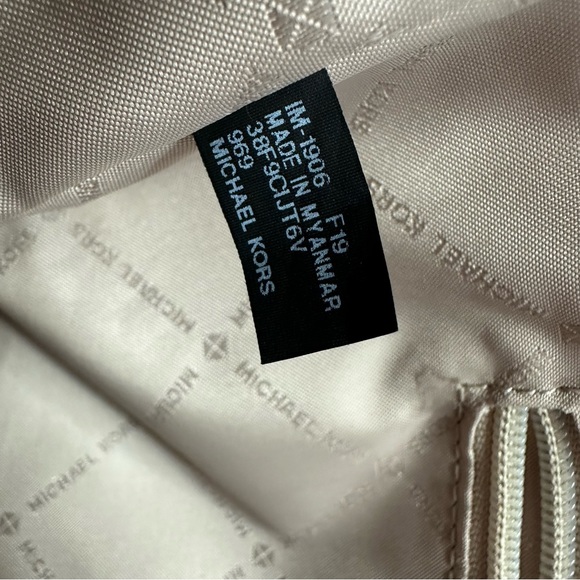 MICHAEL KORS CENTER STRIPE MORGAN MD TOTE BAG - Picture 7 of 10